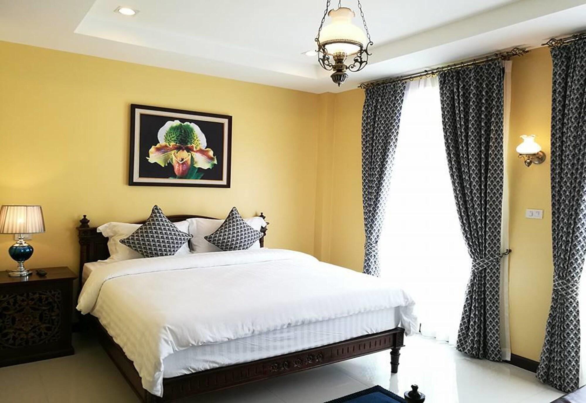 The Velvet Orchid Hotel Chiang Mai Exterior photo